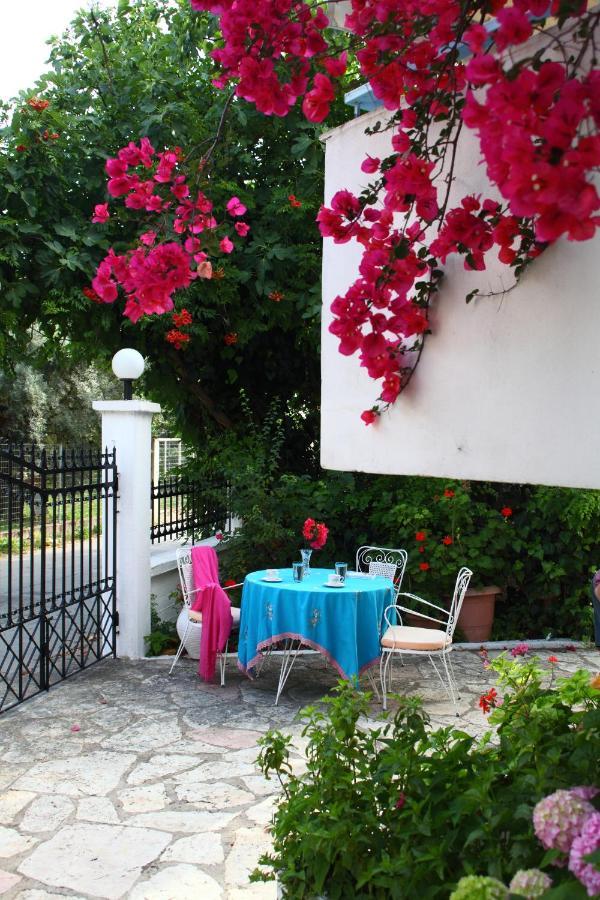 The Filoxenia Apartments, Nikiana Extérieur photo